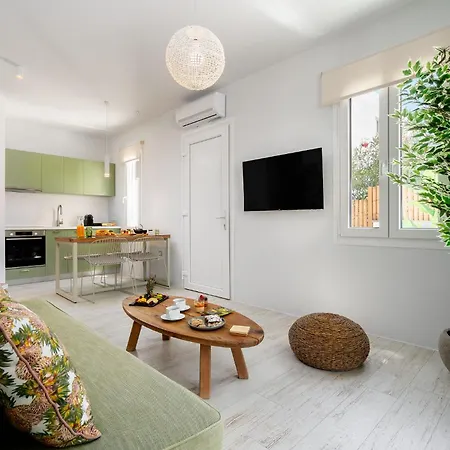 Sunday Luxury * Αγία Άννα